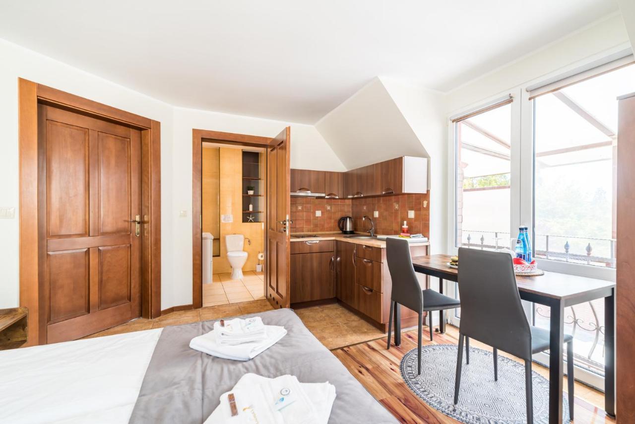 אוסטקה Apartamenty Kalmar By Zilla מראה חיצוני תמונה