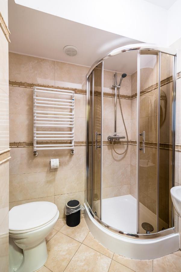 אוסטקה Apartamenty Kalmar By Zilla מראה חיצוני תמונה