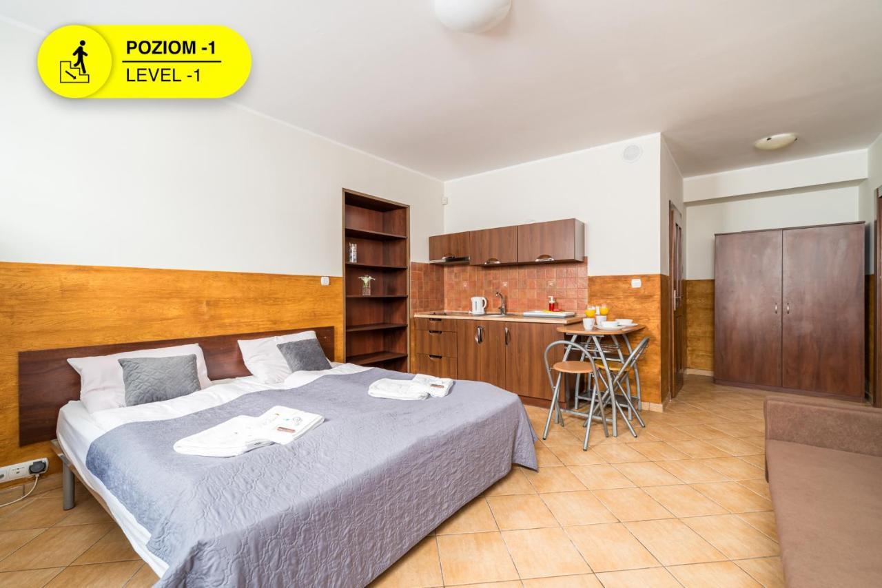 אוסטקה Apartamenty Kalmar By Zilla מראה חיצוני תמונה