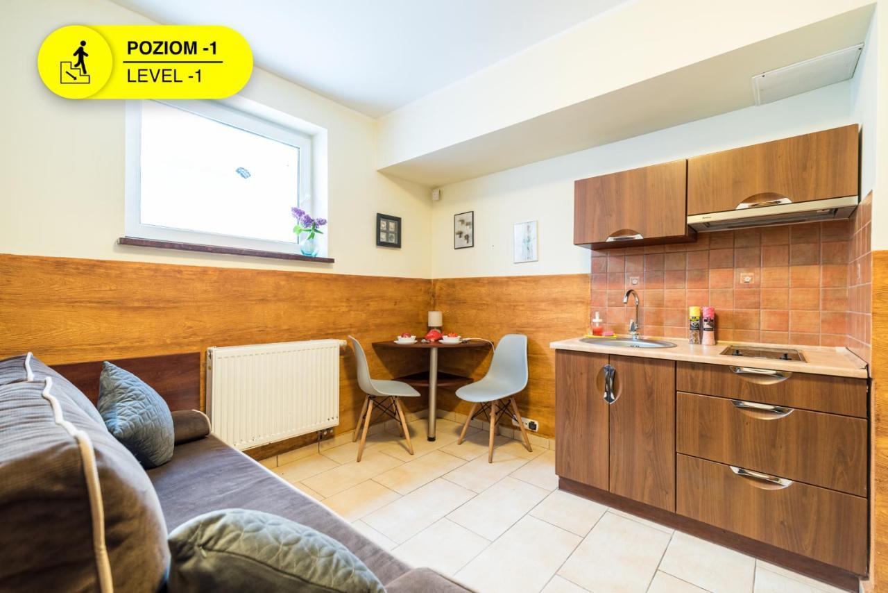 אוסטקה Apartamenty Kalmar By Zilla מראה חיצוני תמונה