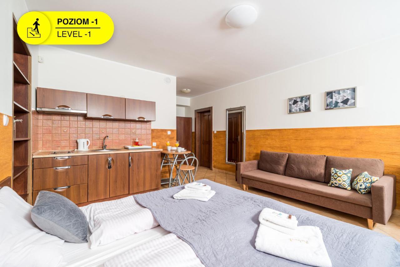 אוסטקה Apartamenty Kalmar By Zilla מראה חיצוני תמונה